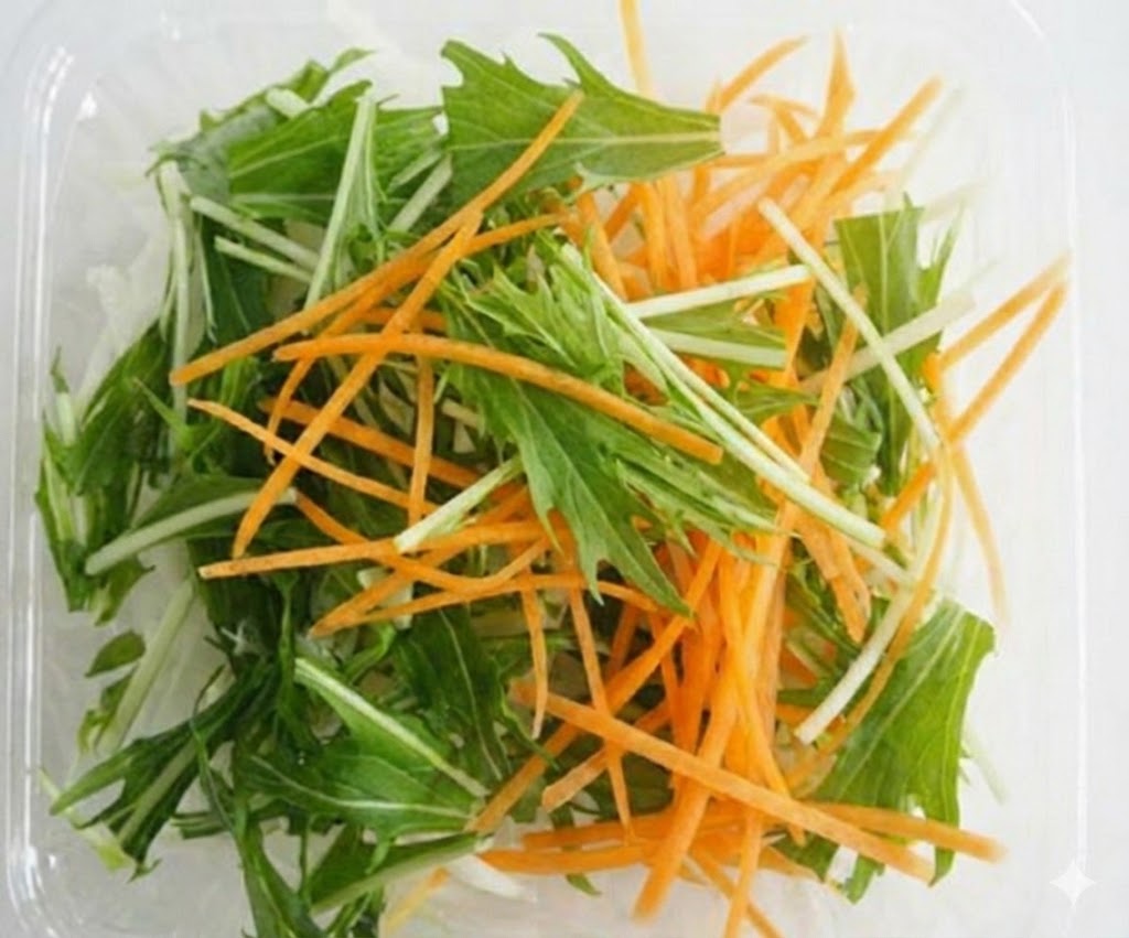 Mizuna and Japanese Carrots salad pack