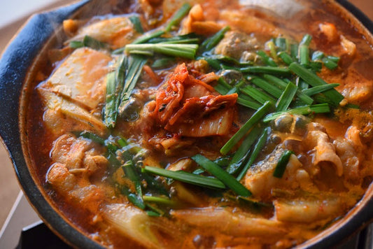 Pork and Kimchi Hot Pot with Tofu (4-5 persons)